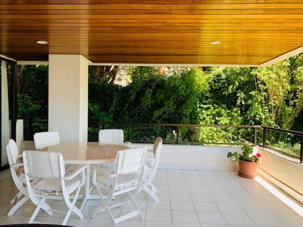 Primera linea de Puerto esta terraza nos invita a vivirlo