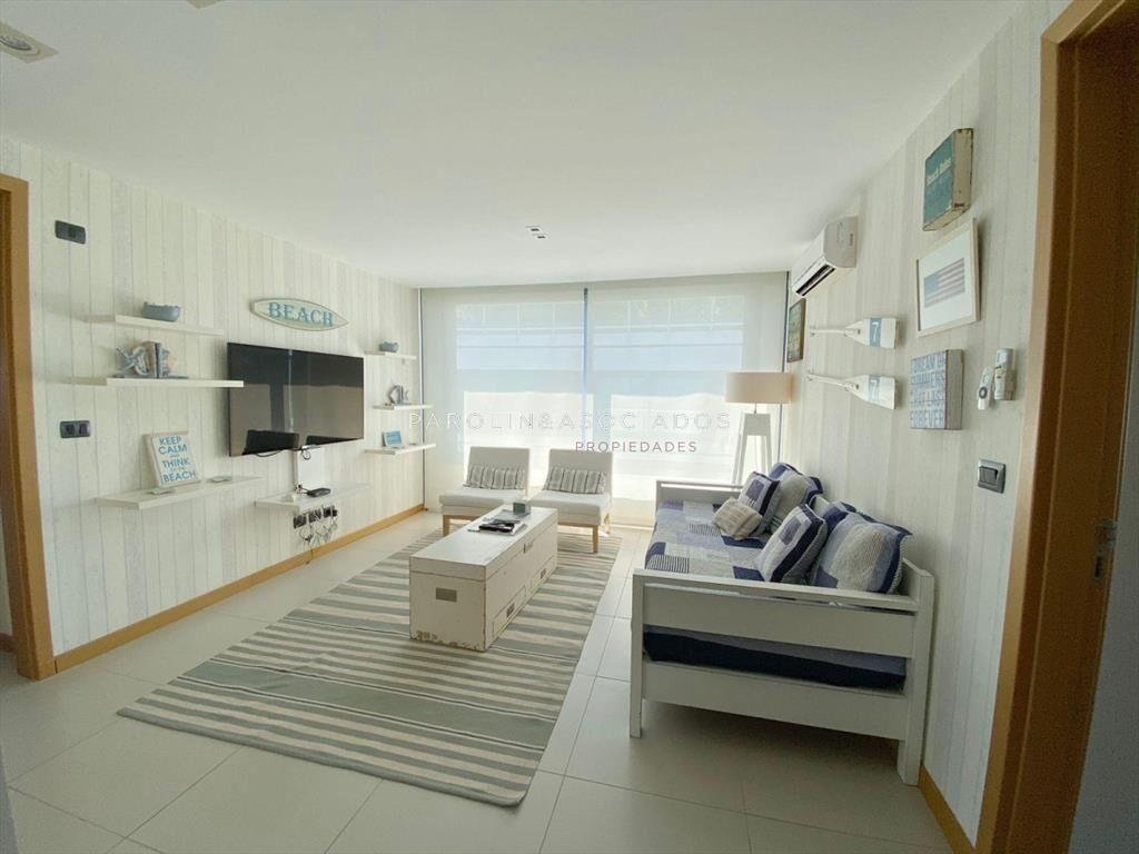 Apartamento en venta en Tiburon terrazas, Brava,