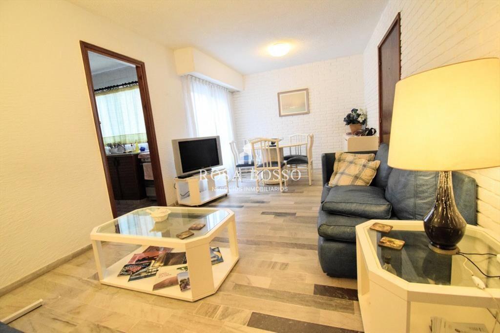 VENTA, Apartamento, 3 dormitorios, Península,