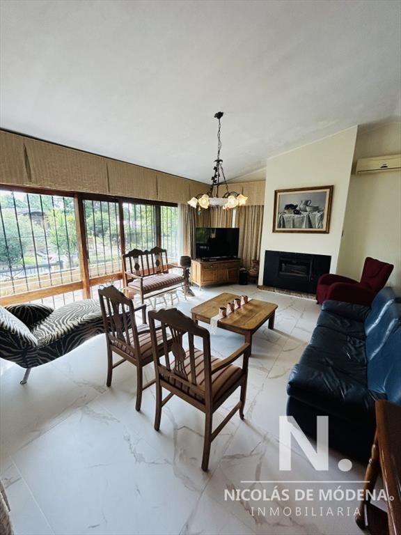 Casa en Venta, zona residencial, Pinares, Punta del Este