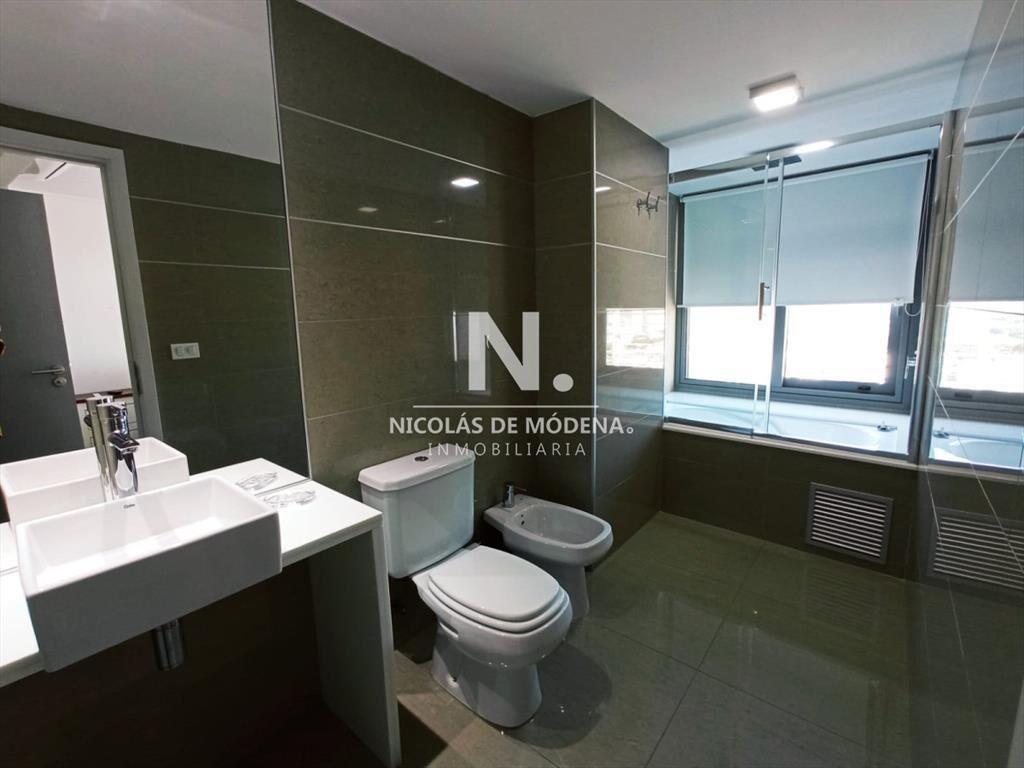 En venta apartamento de 1 dormitorio con gran espacio en Ma