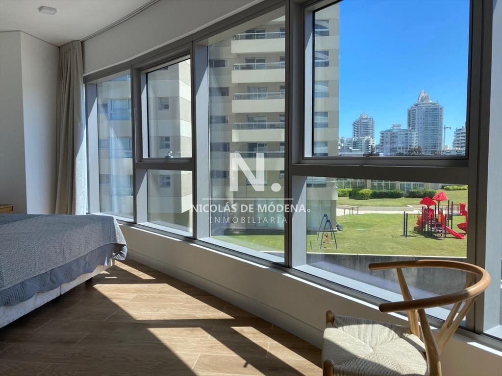 Departamento de 2 dormitorios en venta frente al