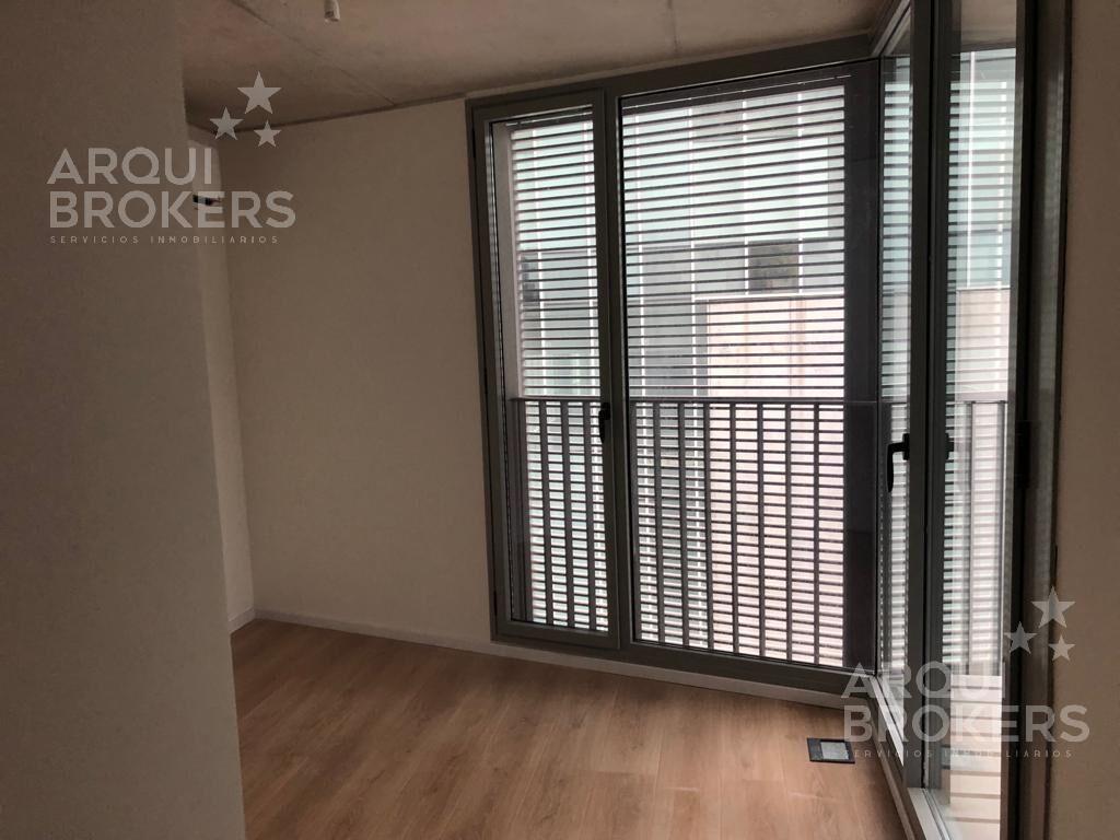 Apartamento penthouse dúplex de 3 dormitorios en venta en C
