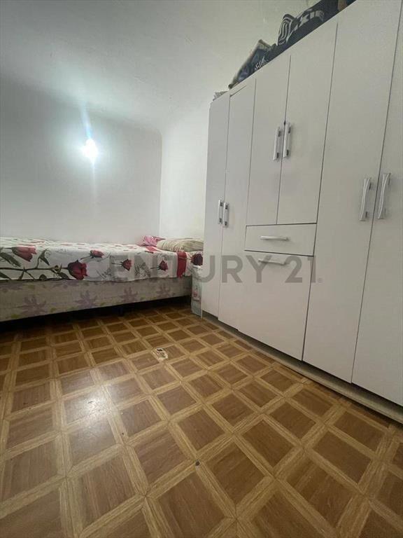 Venta casa La Blanqueada.3 dormitorios,garaje.Prox Luis A...