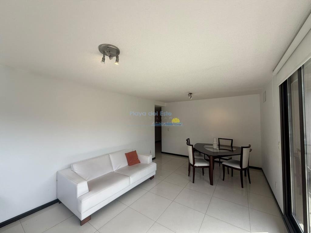 Apartamento en venta de 2 dormitorios en Punta ,