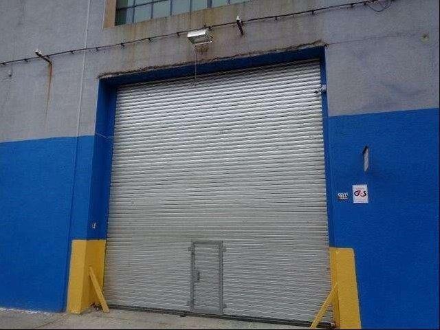 VENTA local - depósito de 2000m2 en Aguada