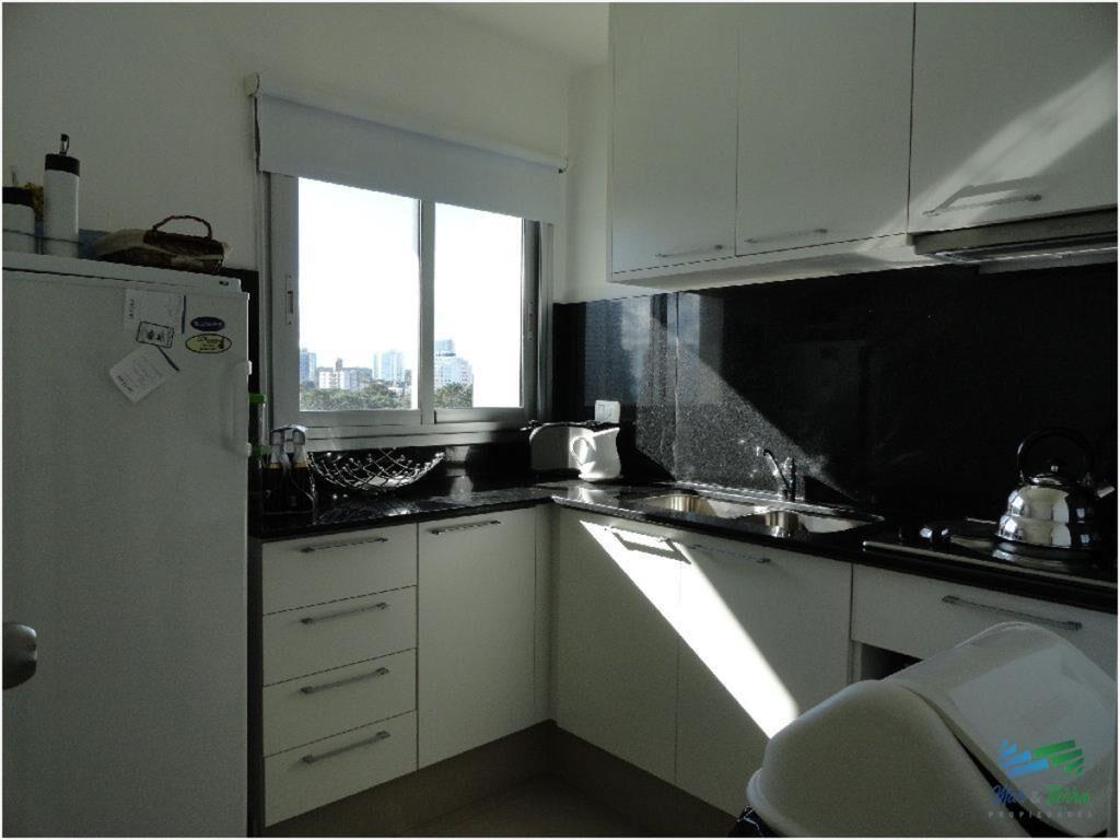 Apartamento en Brava, 3 dormitorios *