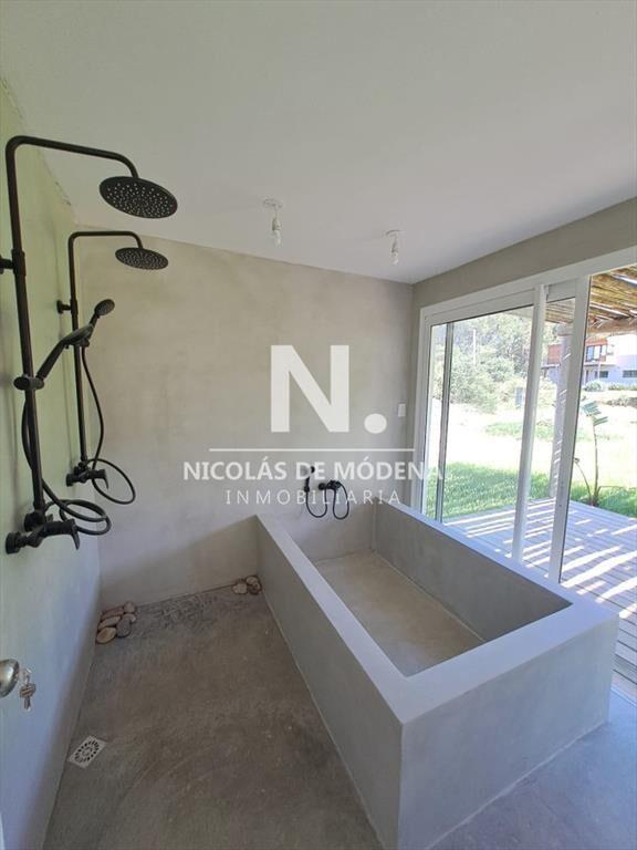 chalet de 3 dormitorios en venta
