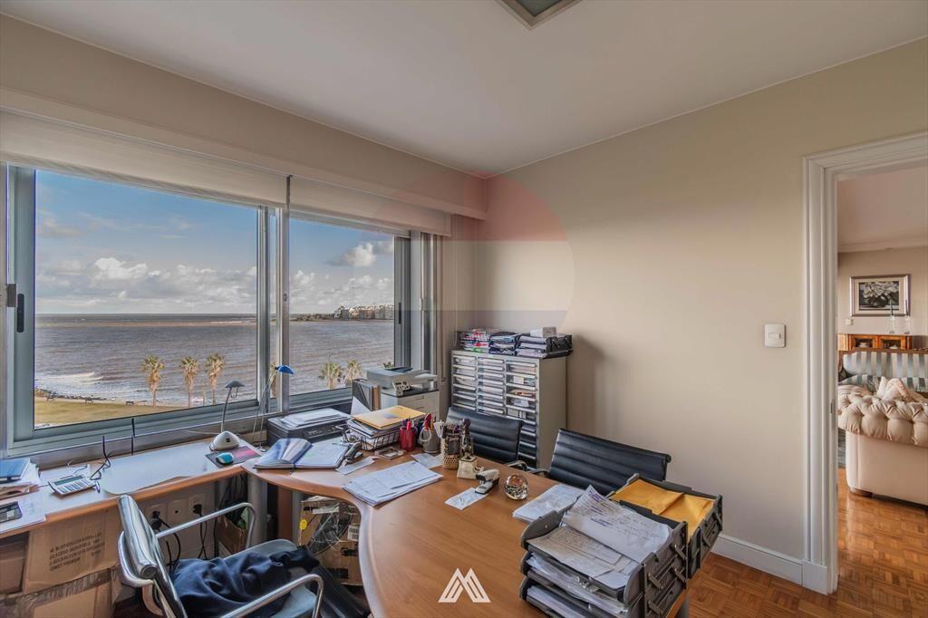 VENTA APARTAMENTO RAMBLA POCITOS 3/4 DORM 2GARAJES