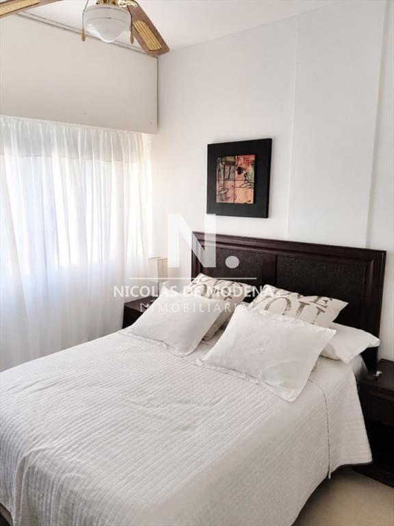En venta apartamento de 2 dormitorios en torre en