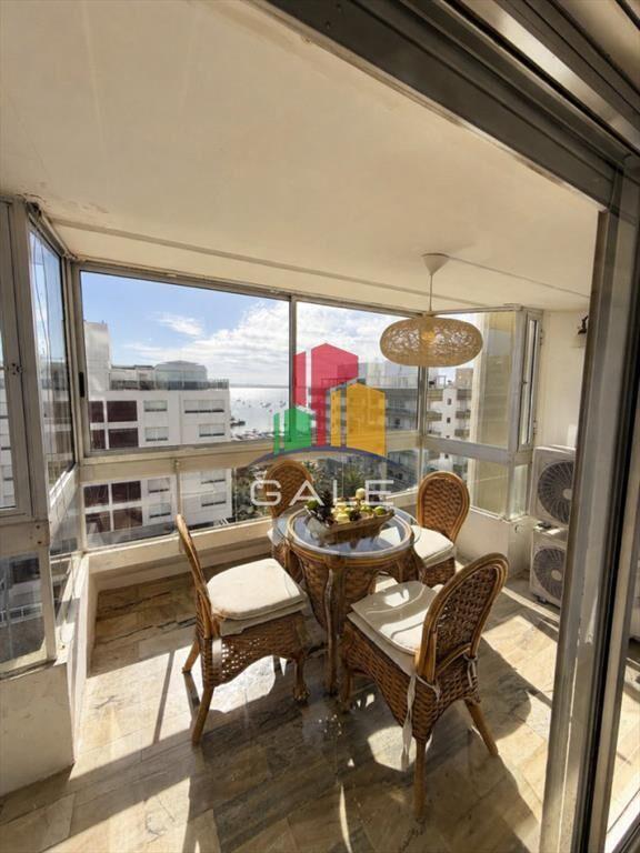 Vende Apartamento en Península - Punta del Este de 3 dormi