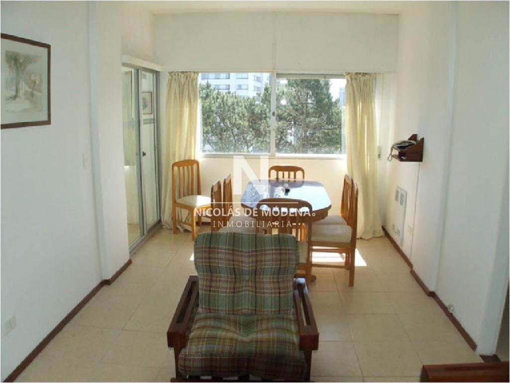 Departamento de 2 dormitorios en venta, Torre