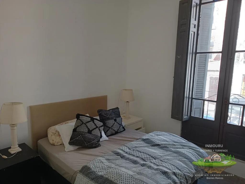 Venta de Hermosa Casa en Ciudad Vieja de 2 Dormitorios