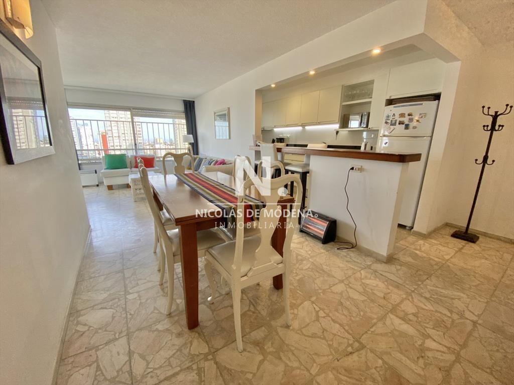 Apartamento en Peninsula, 3 dormitorios