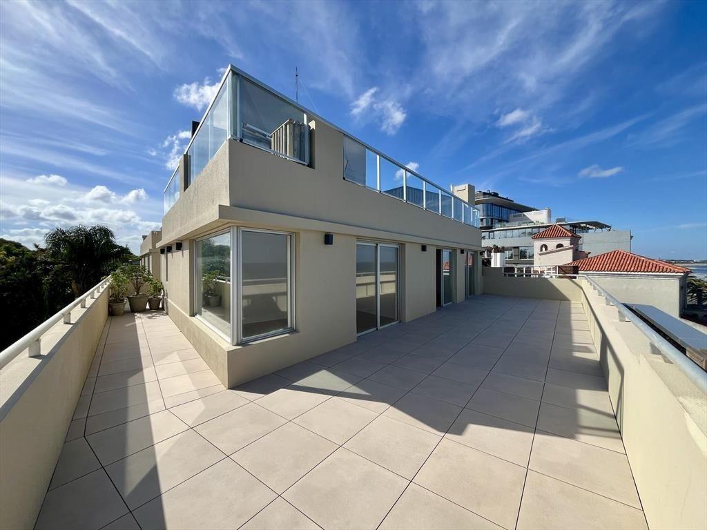 Apartamento 1 Dormitorio Terraza amplia Vista al Mar