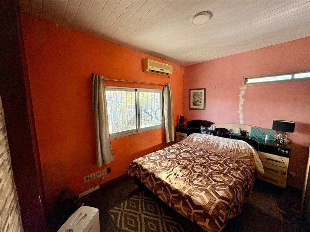 Venta apatamento y galpón, Cerro.