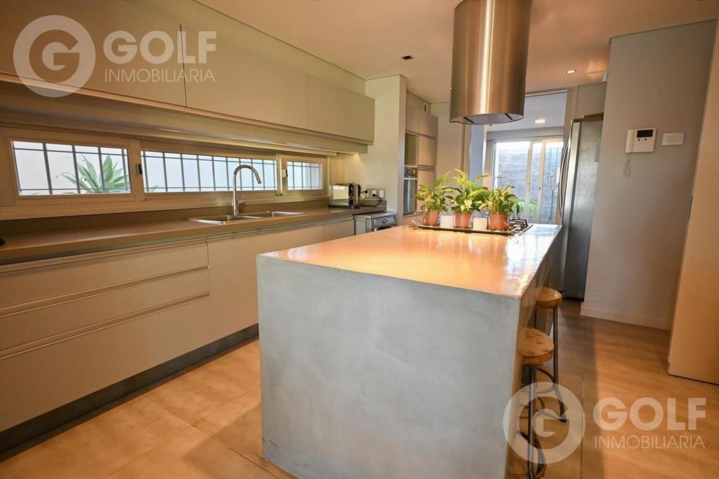 Venta de Casa 3 Dormitorios en Lagos - con Piscina Infinita