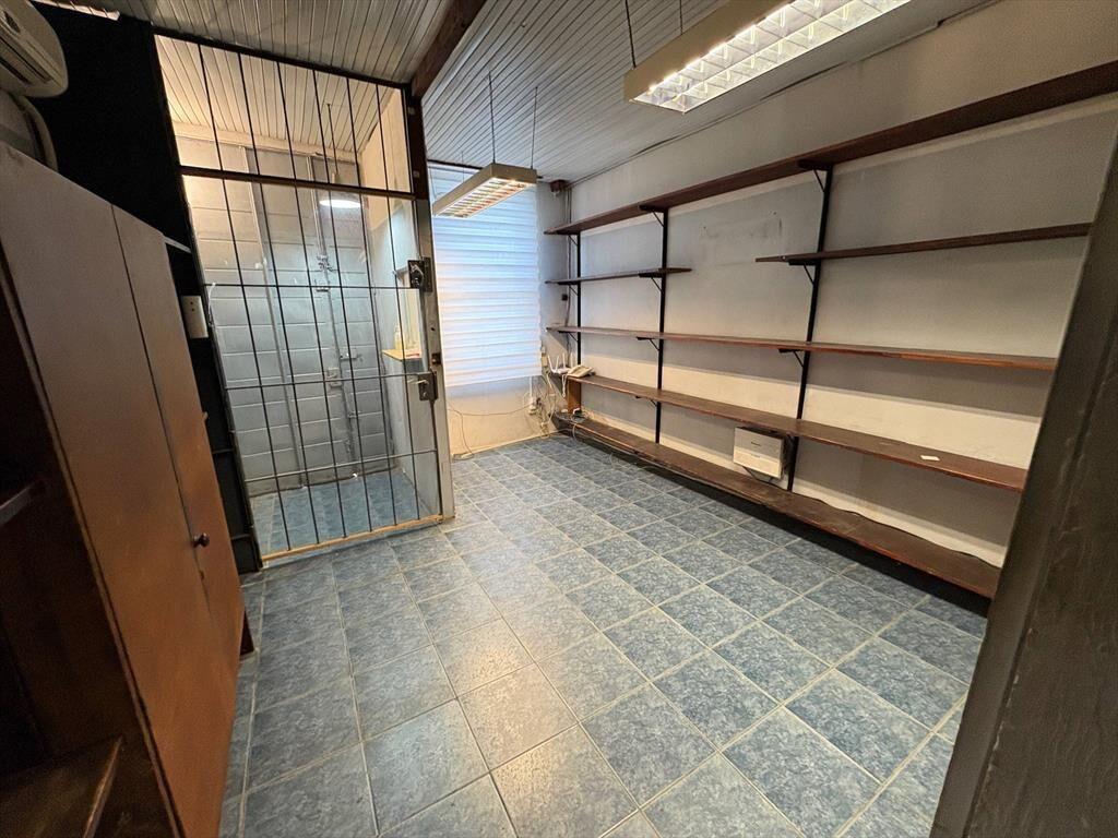 Alquiler - Local comercial/industrial/casa en Buceo 351mts2