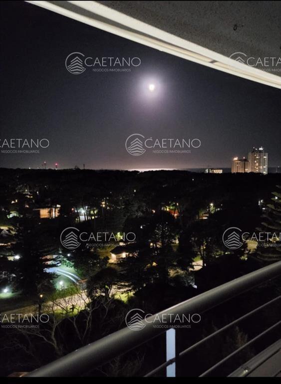 Venta apartamento 2 dormitorios. Punta del Este,