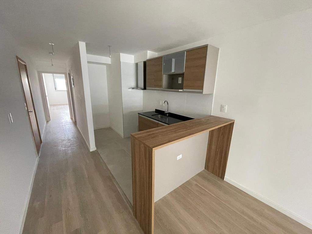 Venta apartamento rentado 1 dormitorio con garaje La Blanqu