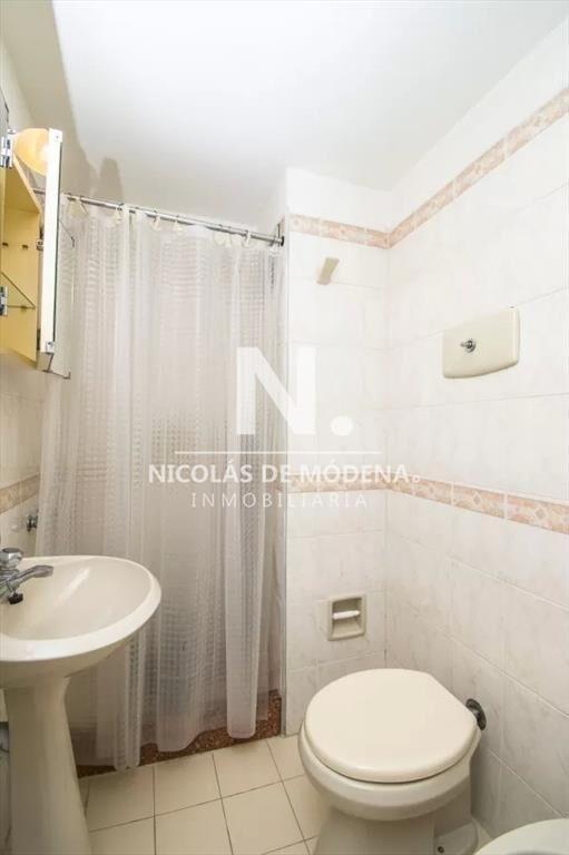 Impecable departamento, comodo e iluminado.