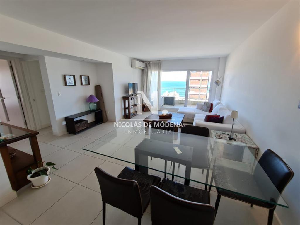 Punta del Este LUX TOWER- Venta departamento 3  9