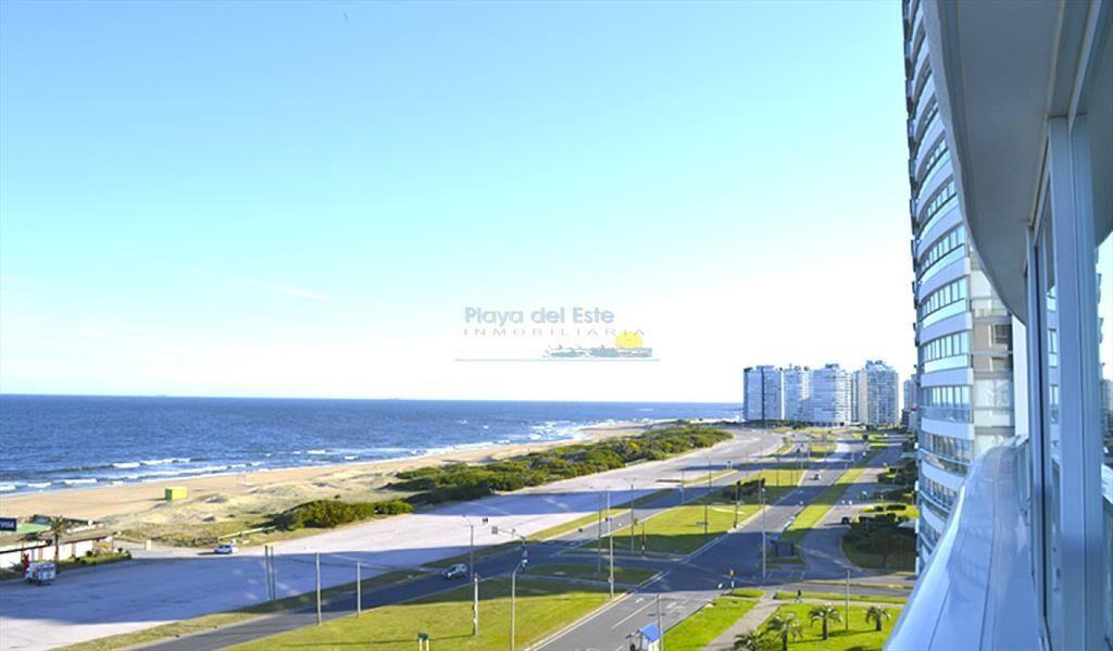 Apartamento de 2 Dormitorios en Torre Le Parc , ,