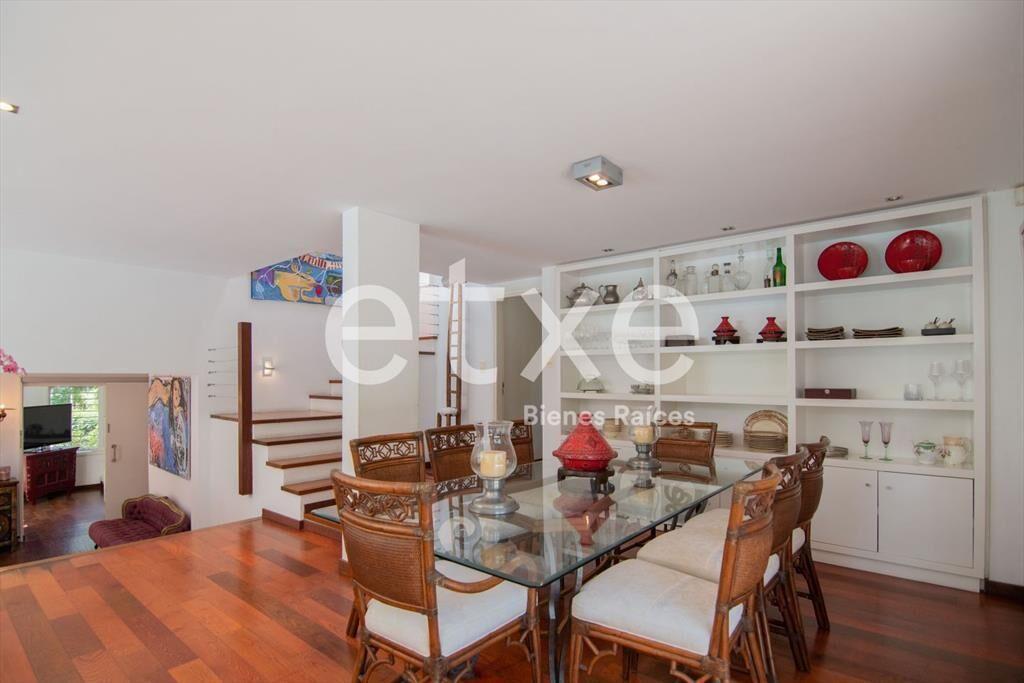 Casa en venta Carrasco...