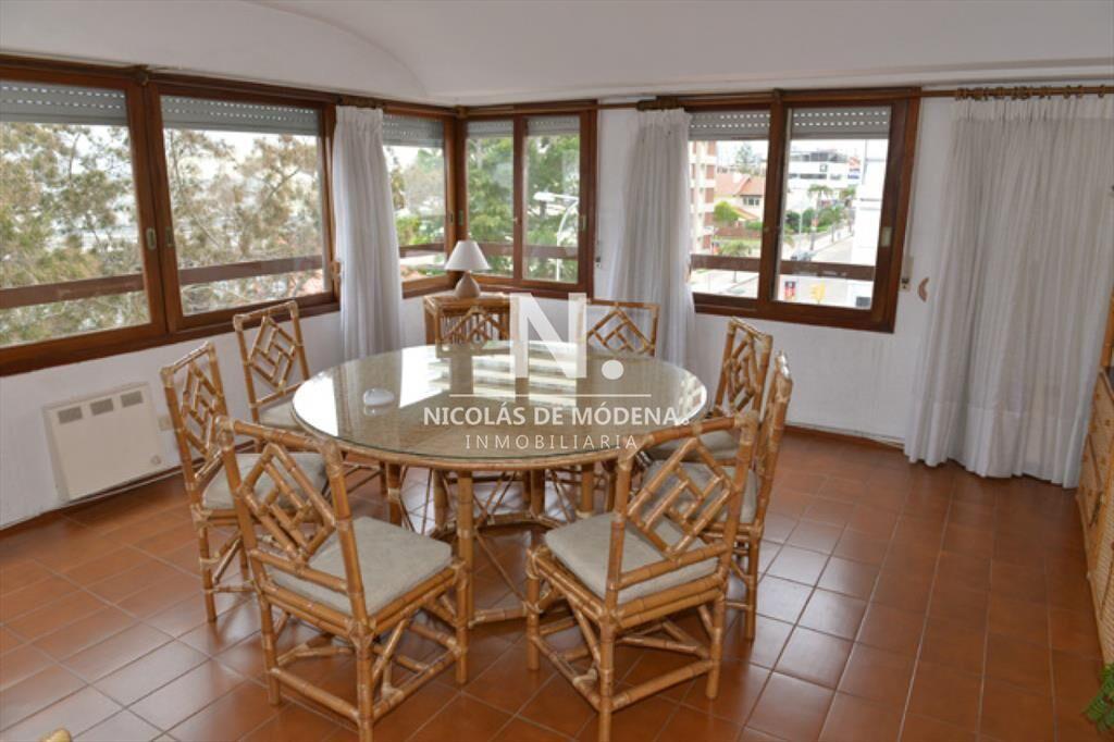 Amplia planta, departamento de 4 dorm + dep en venta, en Pe