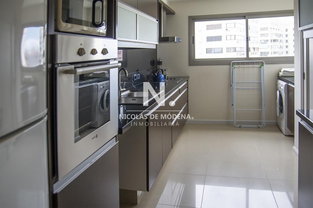 Departamento de 2 dormitorios a pasos del Mar , Punta del e