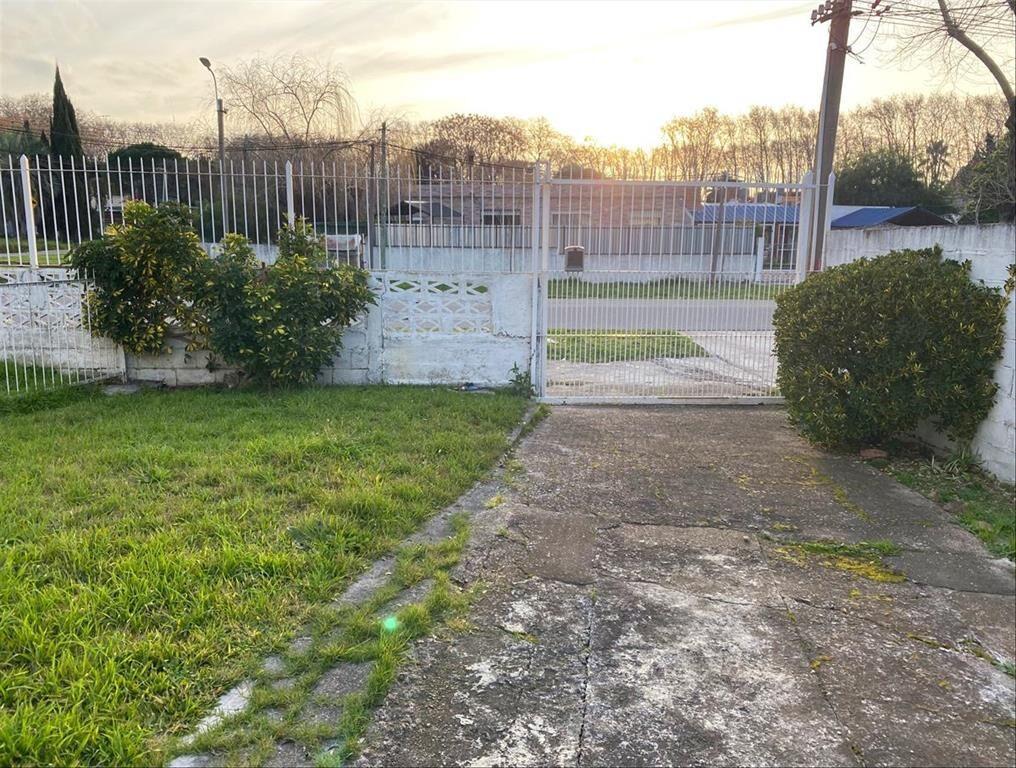 Dos casas a la venta en el mismo padrón. Ambas Alquiladas.