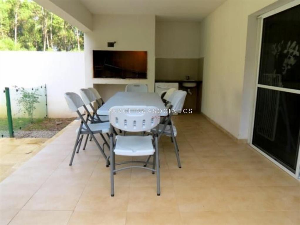 Casa en venta de 4 dormitorios en barrio Club del