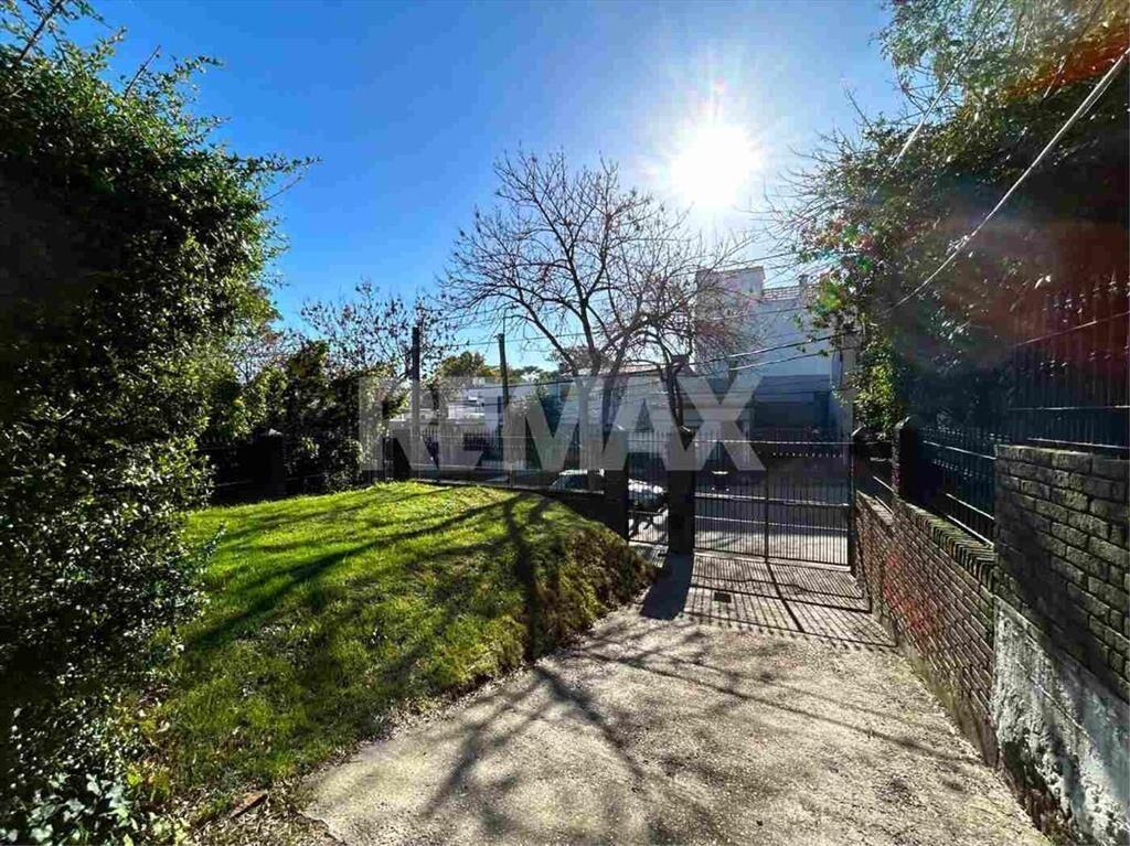 VENTA Terreno 517m2, Buceo. Potencial Desarrollo.