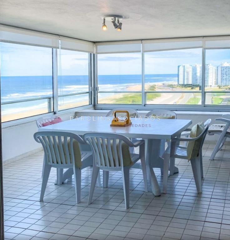 Apartamento de 3 dormitorios en Tiburón l Playa