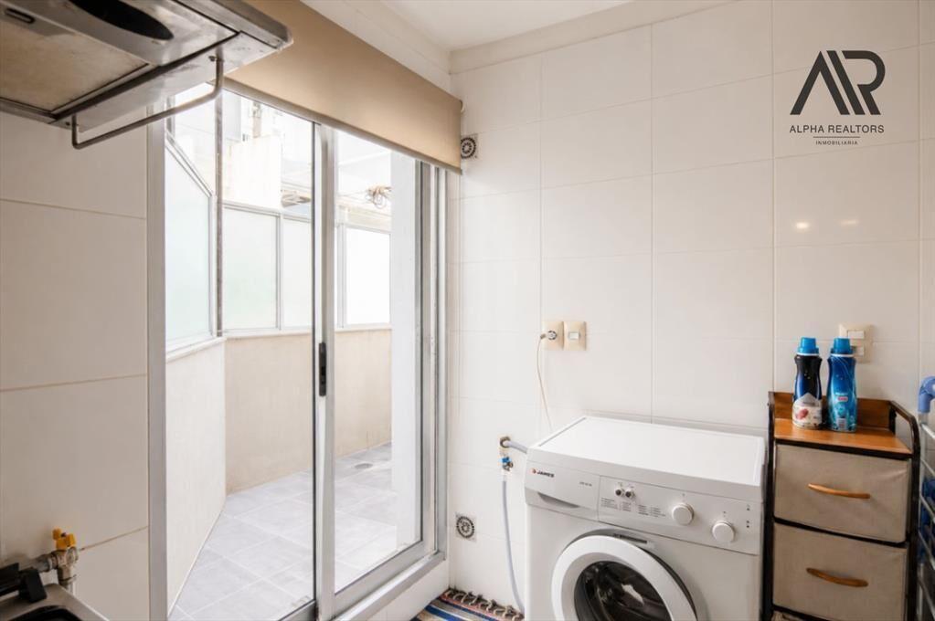 Apartamento en venta c/ cochera en Punta Carretas