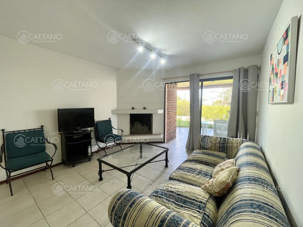 Venta Oportunidad Departamento - 3 dormitorios -