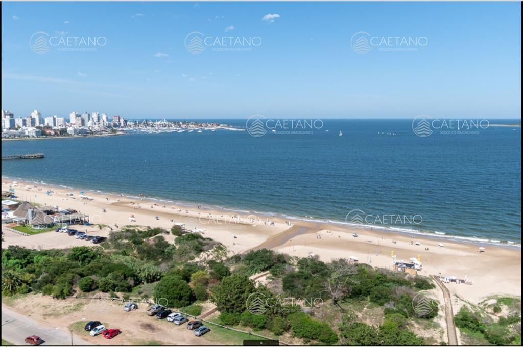 Venta pent-house, primera línea, playa mansa