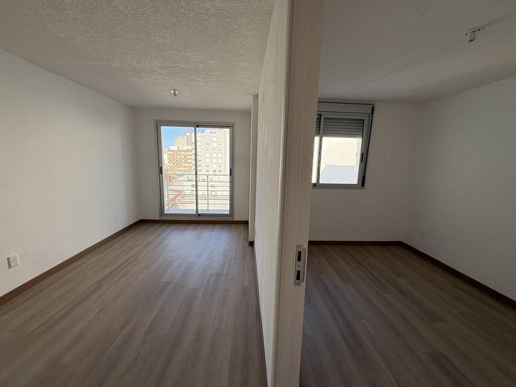 Alquiler  Apartamento con un dormitorio y terraza a estrenar