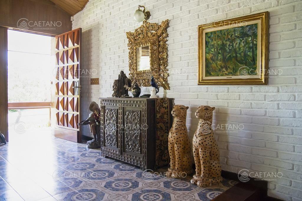 Hermosa casa en venta a pocos metros del mar.