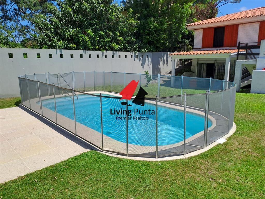 Alquiler Anual casa 3 dormitorios con pisicina en Punta del