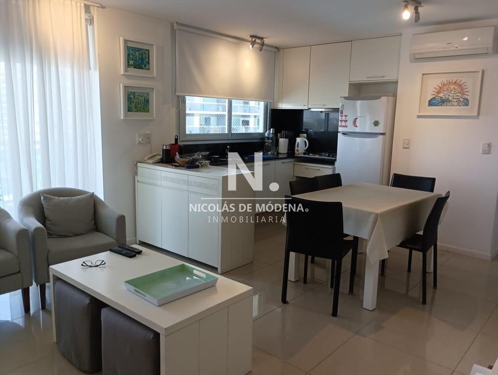 Departamento en venta, 2 dormitorios, Punta del