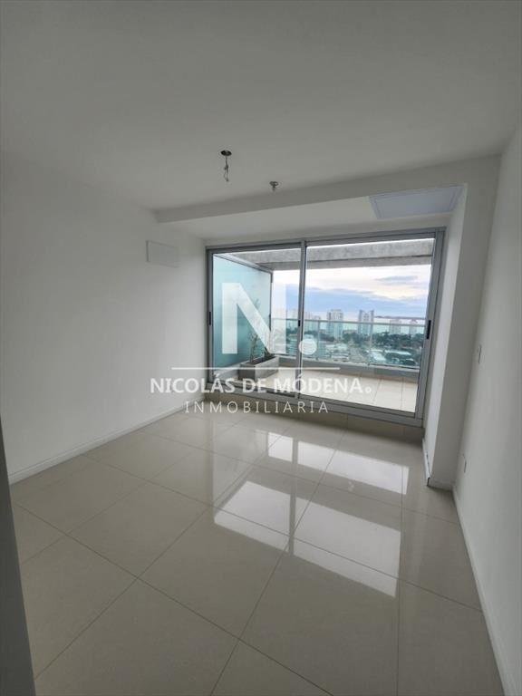 Penthouse de 2 dormitorios en venta en torre con