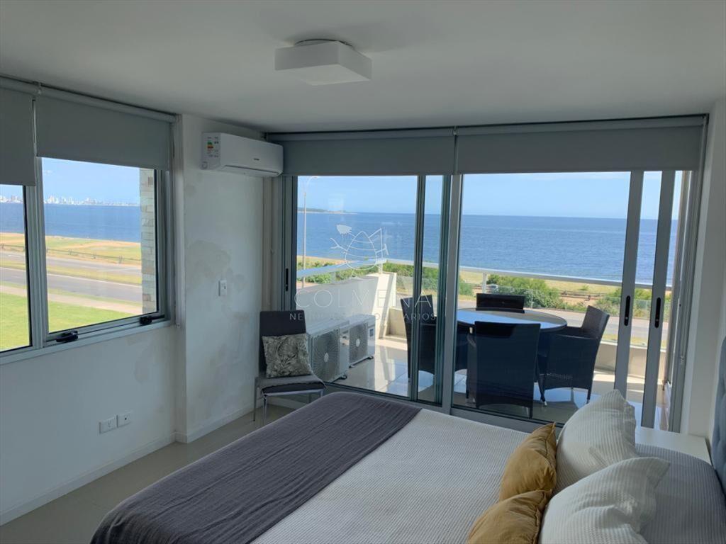 Apartamento con muy buena vista primera linea al