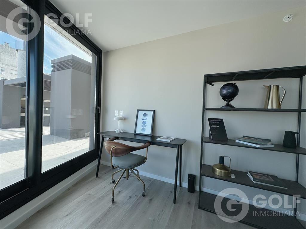 Venta de apartamento de 3 dormitorios con gran terraza y pa
