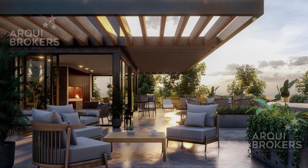 Apartamento de tres dormitorios en venta en Carrasco - 208C