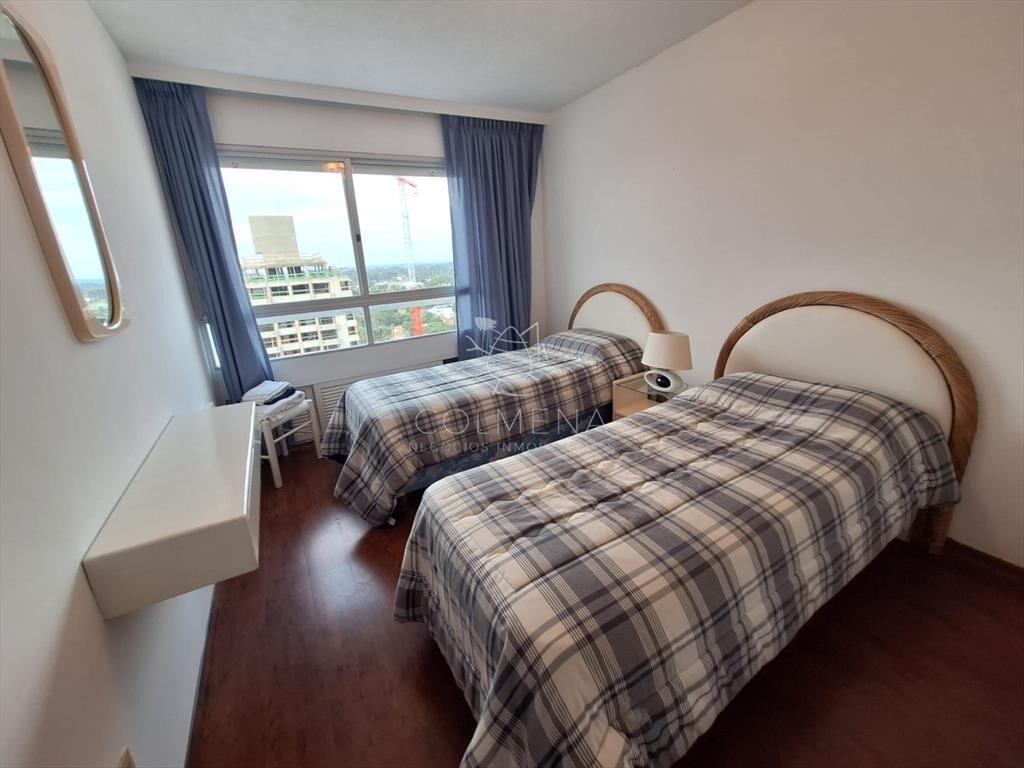 Muy buen apartamento en Roosevelt