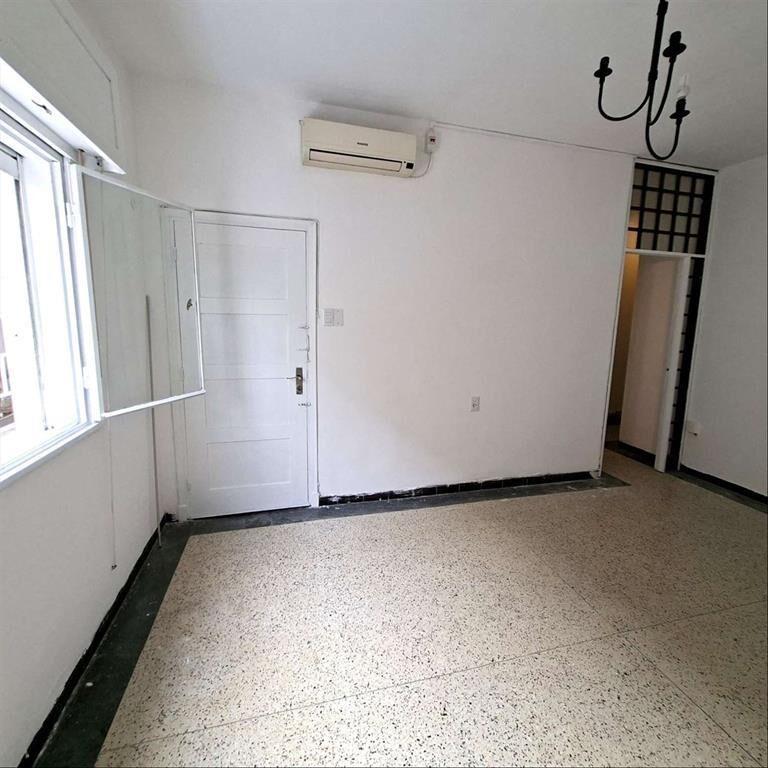 ALQUILER APARTAMENTO AMPLIO DE 2 DORMITORIOS  MALVIN SUR