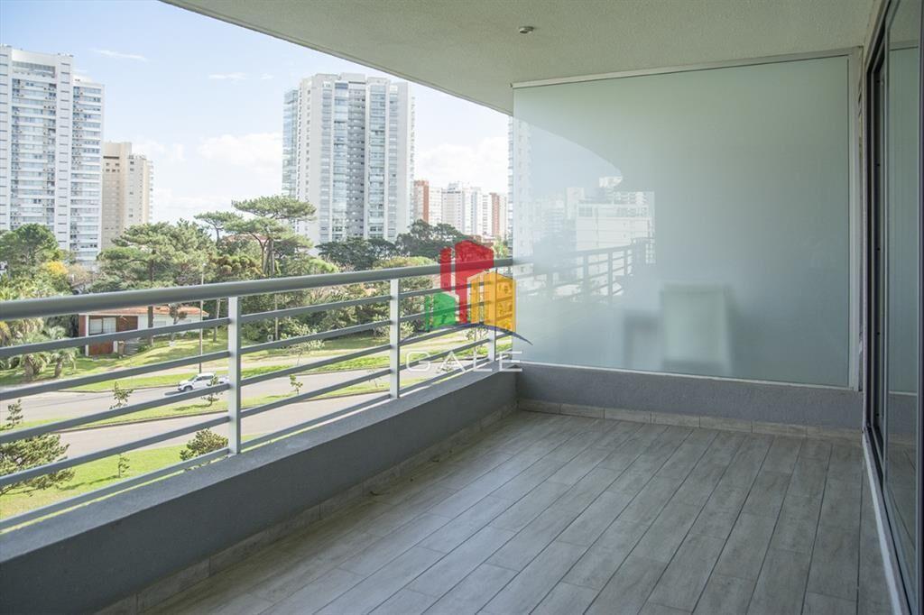 Alexander Boulevard.Departamento de 2 en venta y