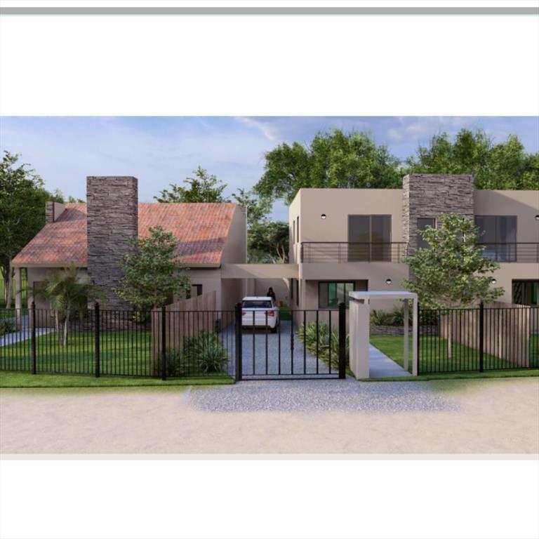 Casa en venta 4 dormitorios 3 baños dúplex amplio patio y j