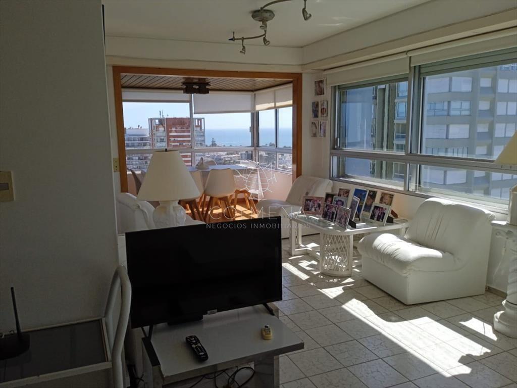 Apartamento en Peninsula, 3 dormitorios *